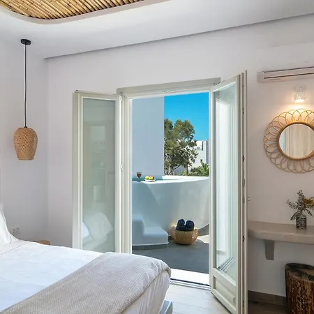 Dolce Kamari (Santorini)